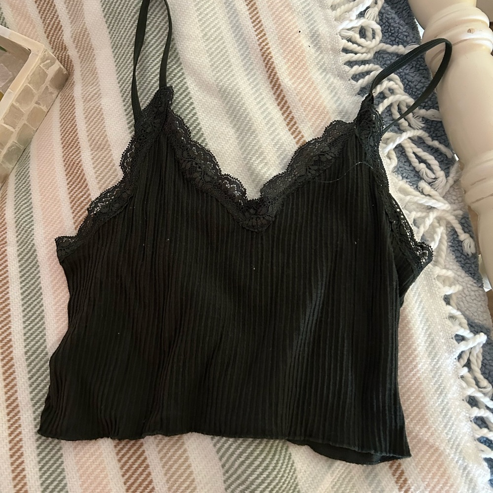 green cropped tank